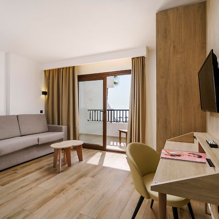 Alua Suites Las Rocas Cala D´Or Kültér fotó